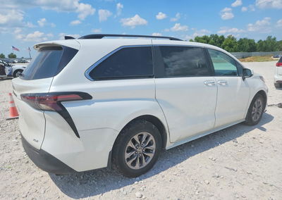 2025 Toyota Sienna Xle 7-passenger, daño Lateral, Copart lote 63588776, foto 3 de 6