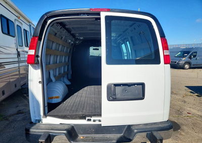 2026 Chevrolet Express G2500, daño Mecánico, Copart lote 68254046, foto 6 de 6