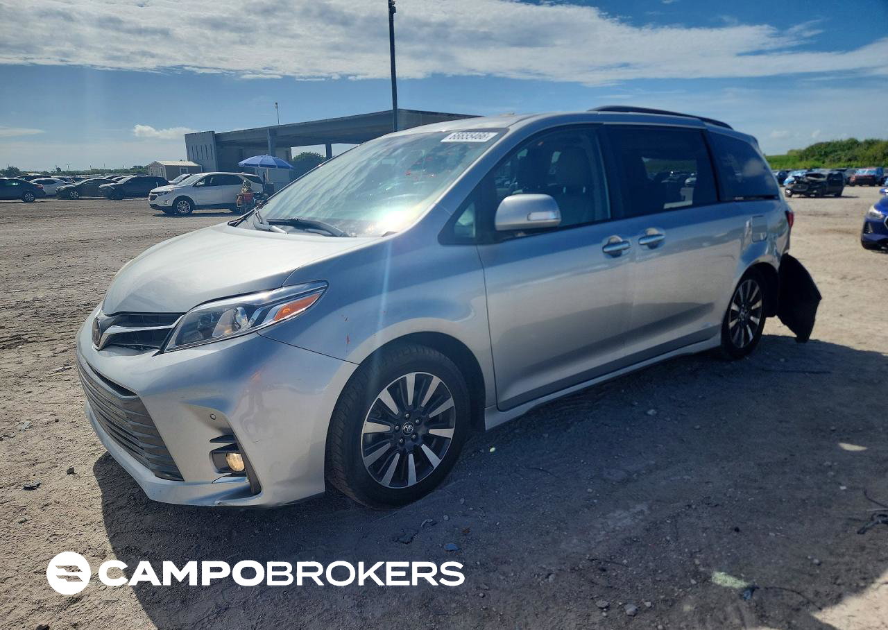 2019 Toyota Sienna Limited 7-passenger, uszkodzenie: Tył, Copart lot 66655466