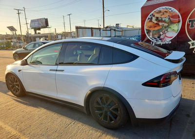 2022 Tesla Model X, uszkodzenie: Przód, Copart lot 68690476, zdjęcie 2 z 6