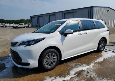 2026 Toyota Sienna Le, daño Trasero, Copart lote 63489026