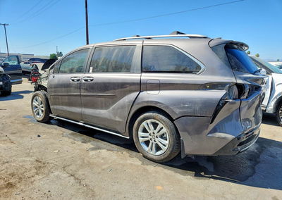 2024 Toyota Sienna Platinum 7-passenger, daño Frontal, Copart lote 66065336, foto 2 de 6