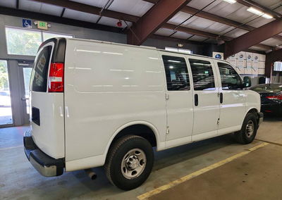 2019 Chevrolet Express G2500, uszkodzenie: Drobne wgniecenia/zarysowania, Copart lot 68875626, zdjęcie 3 z 6