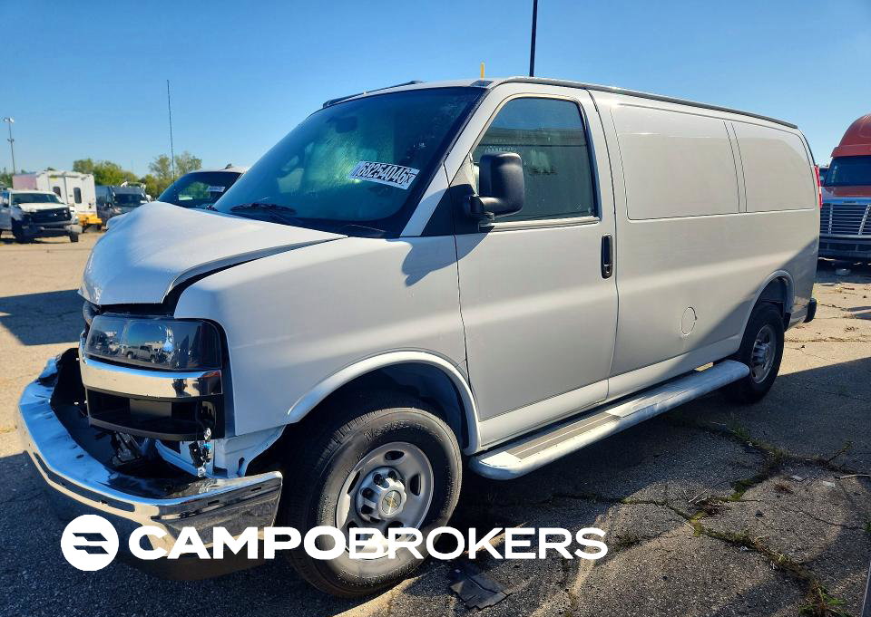2026 Chevrolet Express G2500, daño Mecánico, Copart lote 68254046