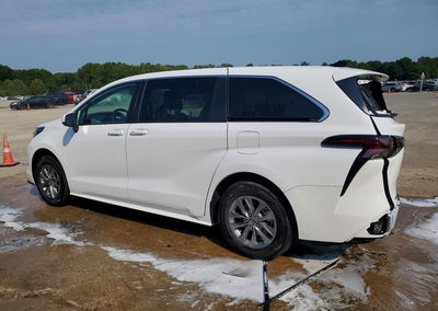 2026 Toyota Sienna Le, daño Trasero, Copart lote 63489026, foto 2 de 6