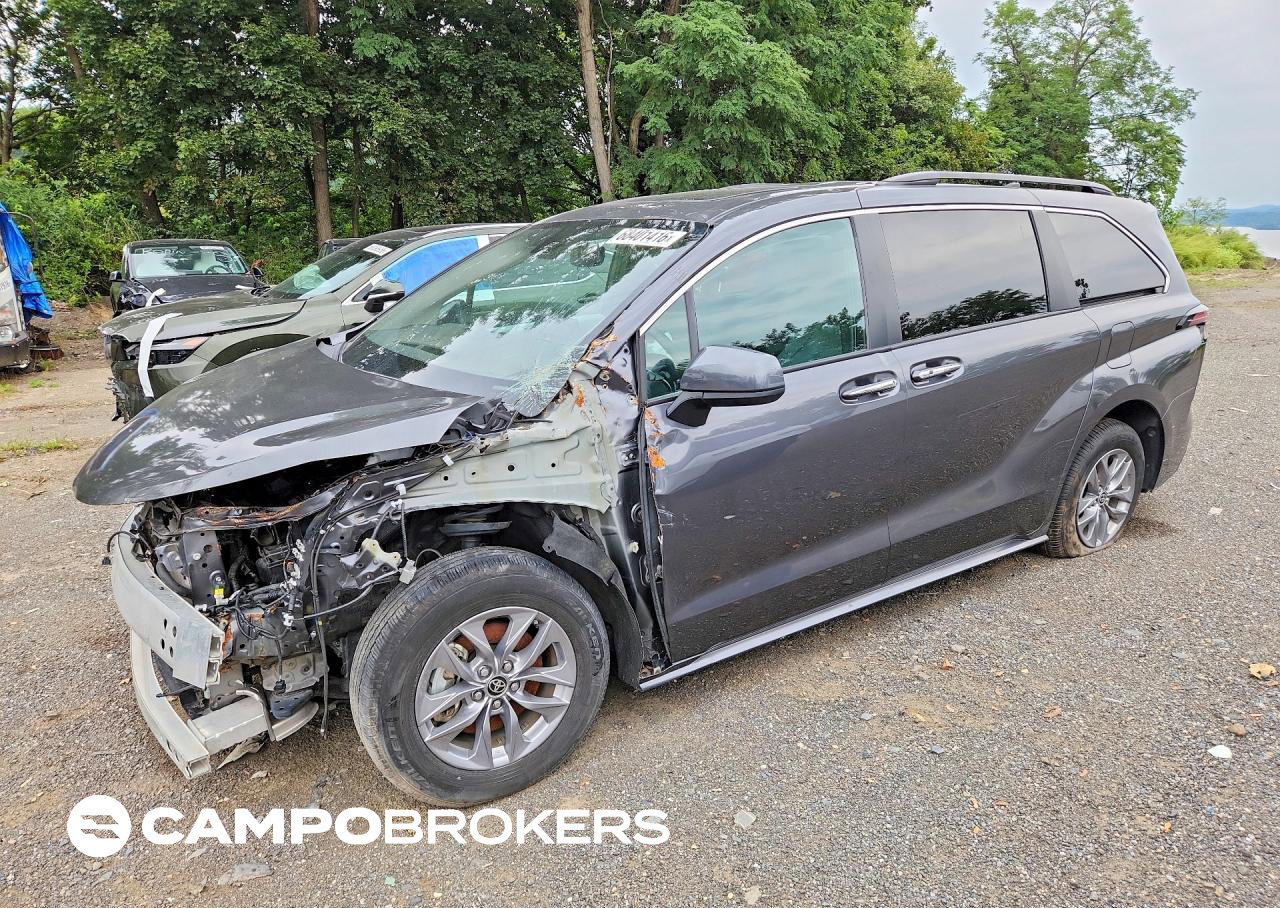 2025 Toyota Sienna Xle 8-passenger, daño Frontal, Copart lote 68401416