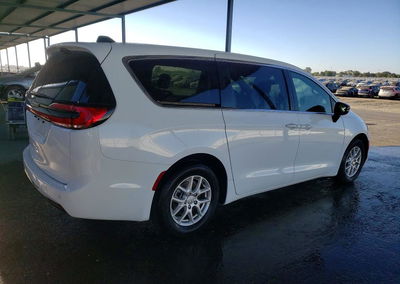 2026 Chrysler Pacifica Select, uszkodzenie: Przód, Copart lot 62854956, zdjęcie 3 z 6