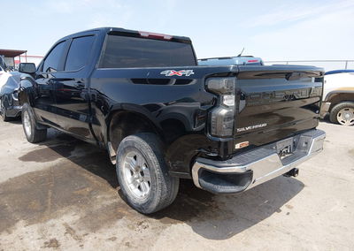 2021 Chevrolet Silverado 1500 4wd  Short Bed Lt, daño Left & Right Side, Iaai lote 45767938, foto 3 de 6