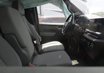 2024 Chevrolet Silverado 1500 4wd  Short Bed Lt, daño Lateral derecho, Iaai lote 45538860, foto 5 de 6