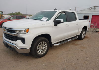2024 Chevrolet Silverado 1500 4wd  Short Bed Lt, daño Lateral derecho, Iaai lote 45538860, foto 2 de 6