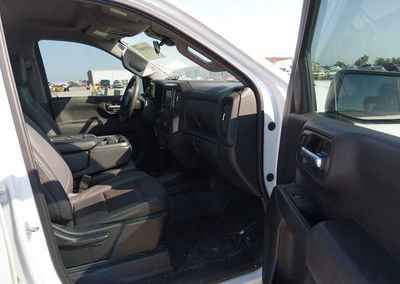 2023 Chevrolet Silverado 1500 4wd  Short Bed Wt, пошкодження: Normal Wear & Tear, Iaai лот 45956847, фото 5 з 16