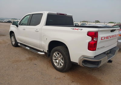 2024 Chevrolet Silverado 1500 4wd  Short Bed Lt, daño Lateral derecho, Iaai lote 45538860, foto 3 de 6