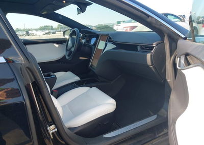 2020 Tesla Model S Long Range Dual Motor All-wheel Drive/long Range Plus Dual Motor All-wheel Drive, uszkodzenie: Normal