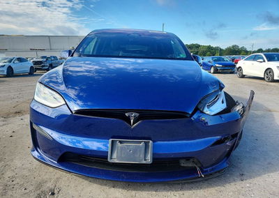 2022 Tesla Model X, daño Frontal, Copart lote 64312936, foto 5 de 13