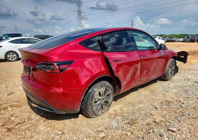 2025 Tesla Model Y, Front End damage, Copart lot 63927666, photo 3 of 15