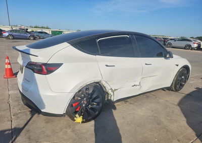 2024 Tesla Model Y, daño Lateral, Copart lote 65233256, foto 3 de 12