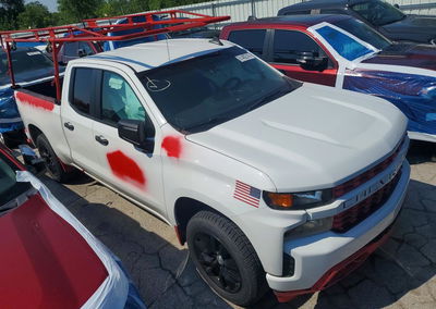 2020 Chevrolet Silverado K1500 Custom, daño Lateral, Copart lote 61482316, foto 4 de 6