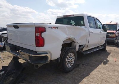 2025 Chevrolet Silverado 2500hd 4wd  Standard Bed Lt, daño Generalizado, Iaai lote 44698136, foto 4 de 6