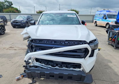 2024 Toyota Tacoma Sr, daño Frontal, Copart lote 61411686, foto 5 de 14
