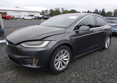 2019 Tesla Model X 100d/75d/long Range, uszkodzenie: Front & Rear, Iaai lot 46013789, zdjęcie 2 z 21