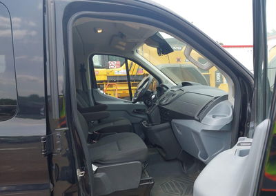 2019 Ford Transit-150 Xl, daño Trasero, Iaai lote 45658157, foto 5 de 6