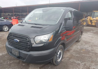 2019 Ford Transit-150 Xl, uszkodzenie: Tył, Iaai lot 45819319, zdjęcie 2 z 6