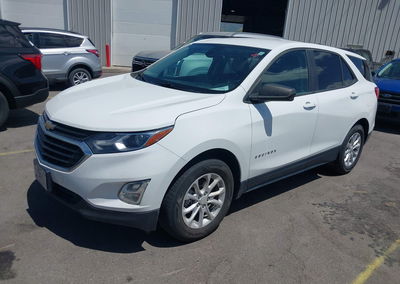2021 Chevrolet Equinox Awd Ls, daño Lateral derecho, Iaai lote 45579930, foto 2 de 16