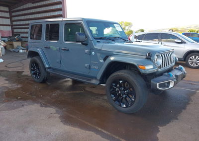 2024 Jeep Wrangler 4xe Sahara 4xe, uszkodzenie: Tył, Iaai lot 44685289