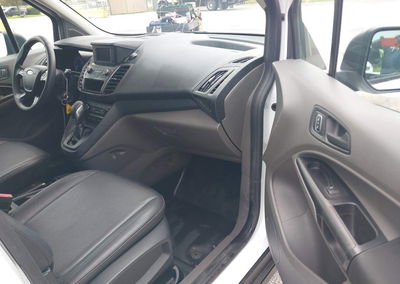 2022 Ford Transit Connect Xl, daño Normal Wear & Tear, Iaai lote 46109345, foto 5 de 6