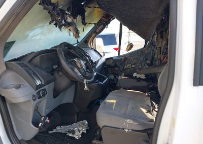 2019 Ford Transit-350 Xlt, Interior Burn damage, Iaai lot 45872043, photo 5 of 6