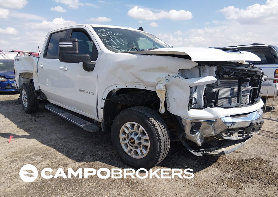 2025 Chevrolet Silverado 2500hd 4wd  Standard Bed Lt, daño Generalizado, Iaai lote 44698136