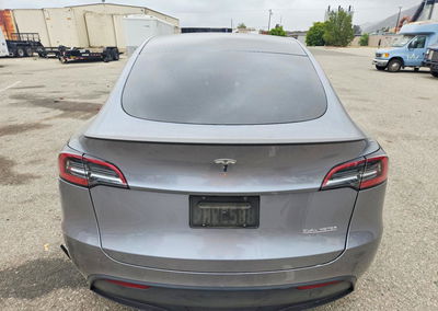 2024 Tesla Model Y, uszkodzenie: Bok, Copart lot 58137386, zdjęcie 6 z 14