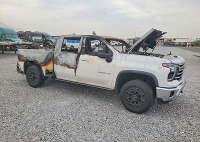 2024 Chevrolet Silverado K2500 Heavy Duty Ltz, daño Incendio, Copart lote 64490686, foto 4 de 6
