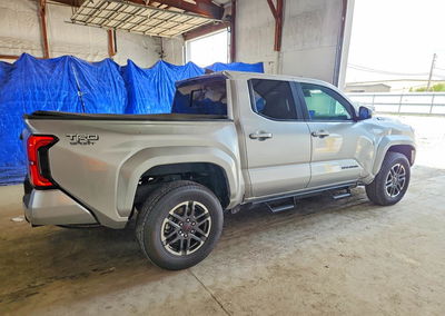 2025 Toyota Tacoma Trd Sport Hv, daño Lateral, Copart lote 64009336, foto 3 de 12
