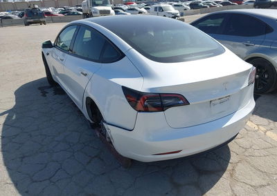 2023 Tesla Model 3 Rear-wheel Drive, daño Trasero izquierdo, Iaai lote 44907564, foto 3 de 6