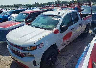 2020 Chevrolet Silverado K1500 Custom, daño Lateral, Copart lote 61482316