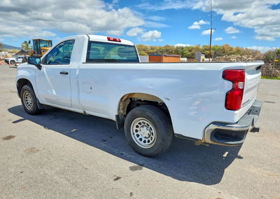 2023 Chevrolet Silverado C1500, daño Lateral, Copart lote 68972386, foto 2 de 6
