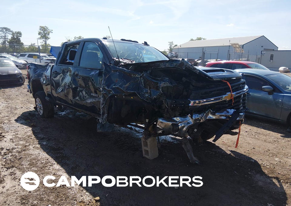 2024 Chevrolet Silverado 3500hd 4wd  Standard Bed Lt, Rollover damage, Iaai lot 45809959