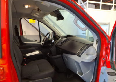 2019 Ford Transit-350 Xl, Normal Wear & Tear damage, Iaai lot 45766386, photo 5 of 6
