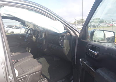 2020 Chevrolet Silverado 1500 4wd  Short Bed Lt, Right Side damage, Iaai lot 45534866, photo 5 of 6