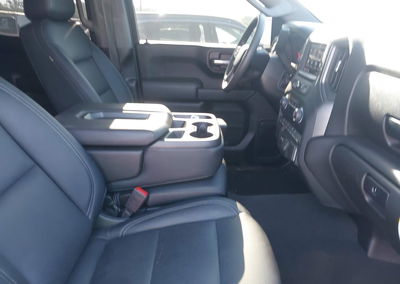 2026 Chevrolet Silverado 1500 2wd  Short Bed Custom, Right Rear damage, Iaai lot 45145030, photo 5 of 6