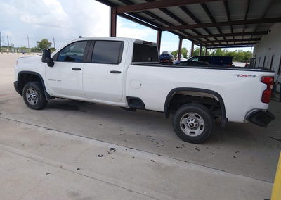 2024 Chevrolet Silverado 2500hd 4wd  Long Bed Work Truck, Rear damage, Iaai lot 46015623, photo 3 of 6