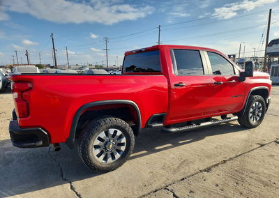 2022 Chevrolet Silverado K2500 Custom, daño Frontal, Copart lote 69427456, foto 3 de 6
