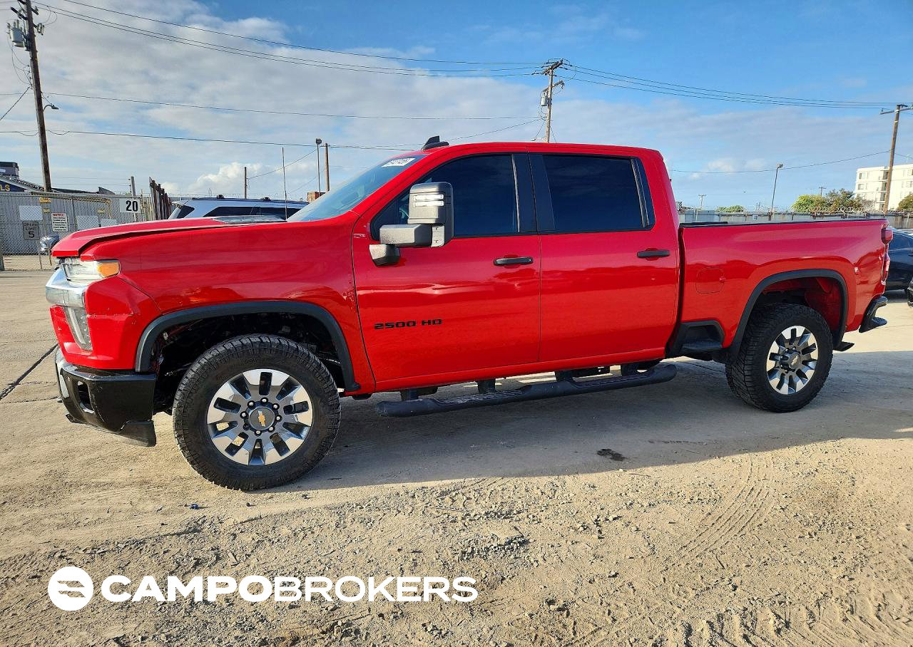 2022 Chevrolet Silverado K2500 Custom, daño Frontal, Copart lote 69427456