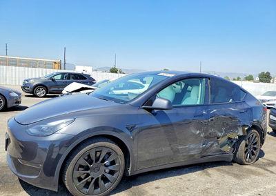 2024 Tesla Model Y, daño Lateral, Copart lote 63420026