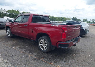 2019 Chevrolet Silverado 1500 Custom, пошкодження: Днище, Iaai лот 45871358, фото 3 з 6
