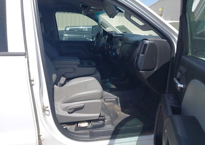 2019 Chevrolet Silverado 2500hd Wt, Unknown damage, Iaai lot 46099014, photo 5 of 6