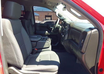 2025 Chevrolet Silverado 1500 2wd  Short Bed Custom, Right Front damage, Iaai lot 45946259, photo 5 of 6