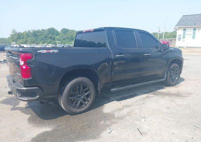 2023 Chevrolet Silverado 1500 4wd  Short Bed Custom, Front End damage, Iaai lot 45829554, photo 4 of 6