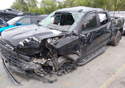 2022 Chevrolet Silverado 1500, daño Volcadura, Iaai lote 45868404, foto 2 de 6